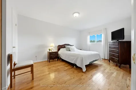 14 Beisel Court Brampton ON L6Z 2R8