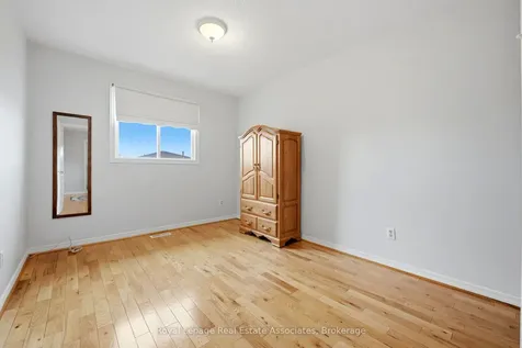 14 Beisel Court Brampton ON L6Z 2R8
