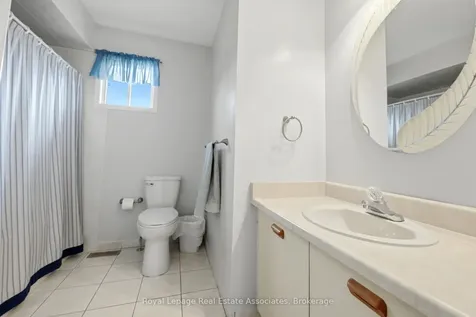 14 Beisel Court Brampton ON L6Z 2R8