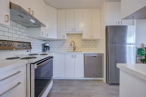 100 Coe Hill Drive Toronto ON M6S 3E1