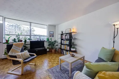 100 Coe Hill Drive Toronto ON M6S 3E1