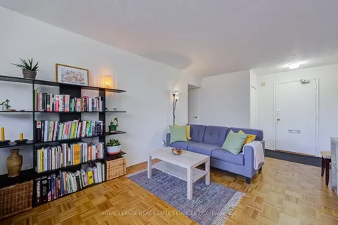 100 Coe Hill Drive Toronto ON M6S 3E1
