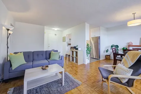 100 Coe Hill Drive Toronto ON M6S 3E1