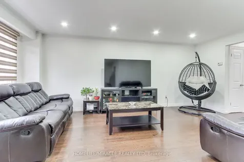 70 Dolores Road Toronto ON M3L 2A9