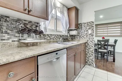 70 Dolores Road Toronto ON M3L 2A9
