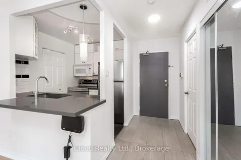 285 Enfield Place Mississauga ON L5B 3Y6