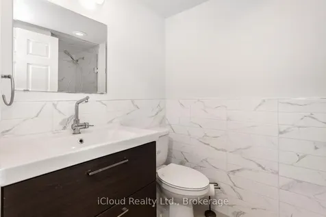 285 Enfield Place Mississauga ON L5B 3Y6