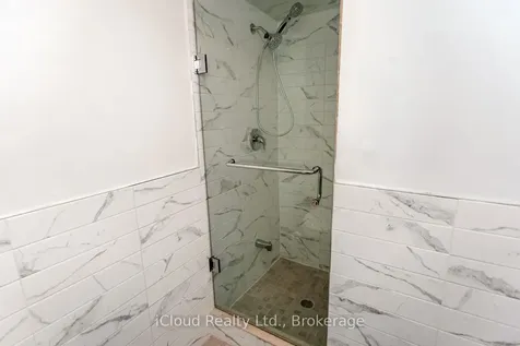285 Enfield Place Mississauga ON L5B 3Y6