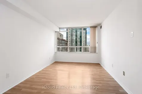 285 Enfield Place Mississauga ON L5B 3Y6
