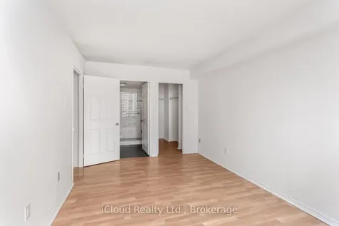 285 Enfield Place Mississauga ON L5B 3Y6