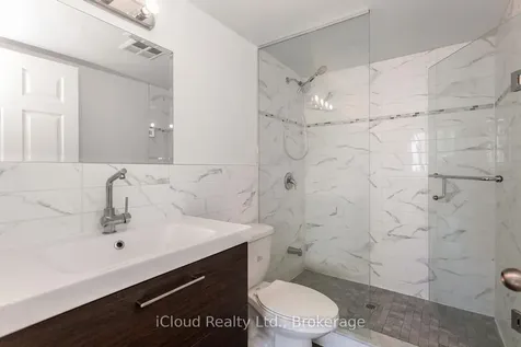 285 Enfield Place Mississauga ON L5B 3Y6