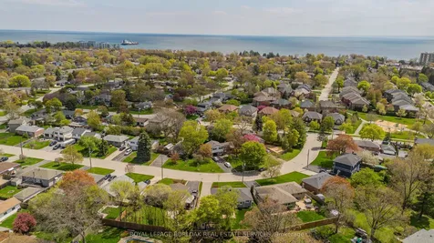 5411 Cornwall Crescent Burlington ON L7L 3K2