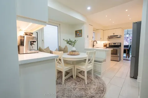 3912 Rushton Crescent Mississauga ON L5L 4H4