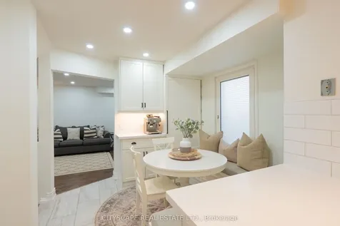 3912 Rushton Crescent Mississauga ON L5L 4H4