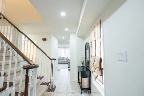 3912 Rushton Crescent Mississauga ON L5L 4H4