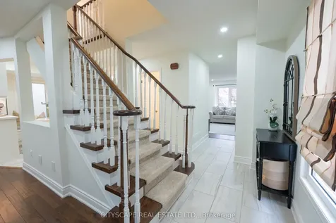 3912 Rushton Crescent Mississauga ON L5L 4H4