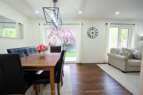 3912 Rushton Crescent Mississauga ON L5L 4H4