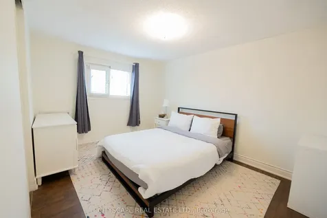 3912 Rushton Crescent Mississauga ON L5L 4H4