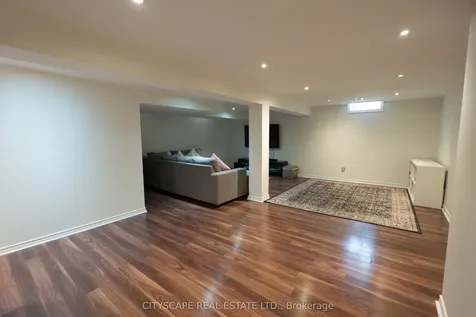 3912 Rushton Crescent Mississauga ON L5L 4H4