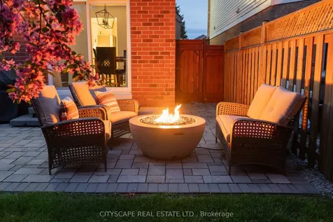 3912 Rushton Crescent Mississauga ON L5L 4H4