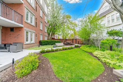 2301 Parkhaven Boulevard Oakville ON L6H 6V6