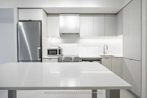 10 Gibbs Road Toronto ON M9B 6L6