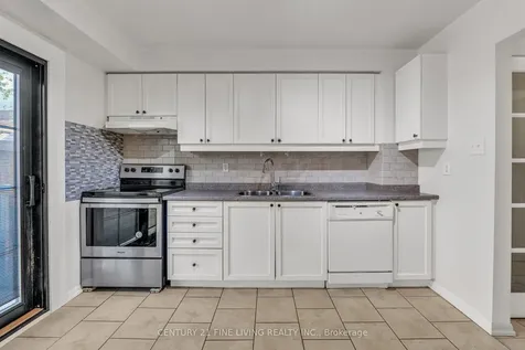 39 Rushmore Crescent Brampton ON L6Z 1R1