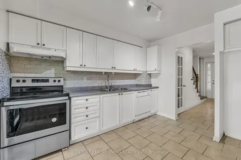 39 Rushmore Crescent Brampton ON L6Z 1R1