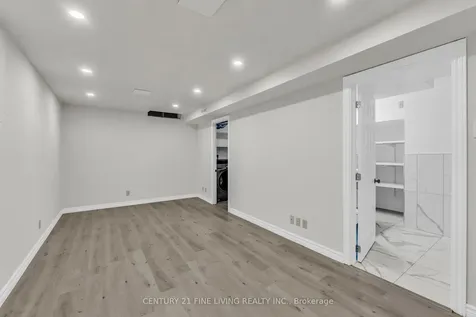 39 Rushmore Crescent Brampton ON L6Z 1R1