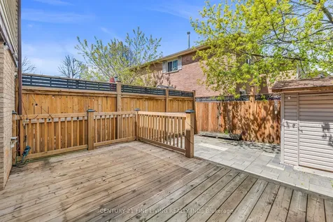 39 Rushmore Crescent Brampton ON L6Z 1R1