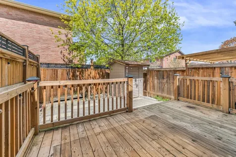 39 Rushmore Crescent Brampton ON L6Z 1R1