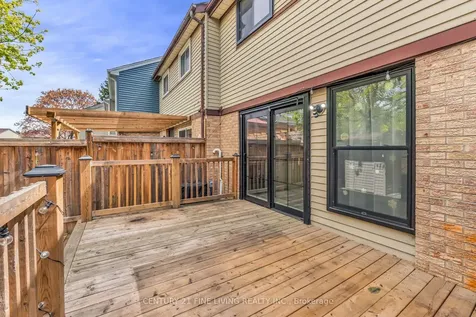 39 Rushmore Crescent Brampton ON L6Z 1R1
