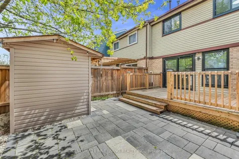 39 Rushmore Crescent Brampton ON L6Z 1R1