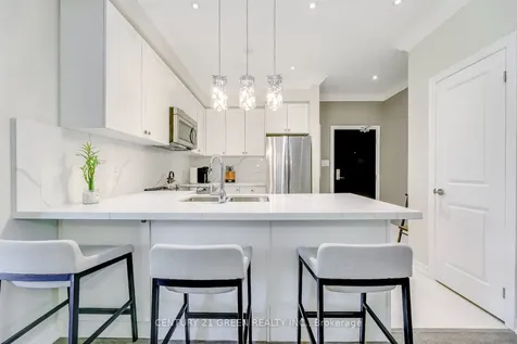 263 Georgian Drive Oakville ON L6H 0L2