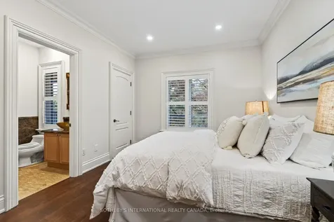 172 Boxley Road Burlington ON L7L 4S6