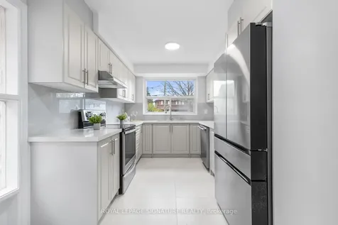 17 Norfield Crescent Toronto ON M9W 1X5