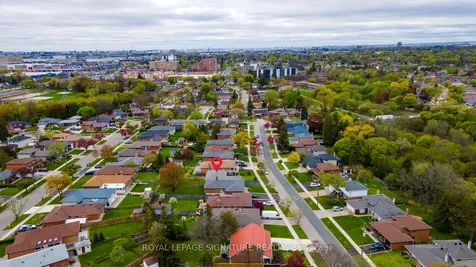 17 Norfield Crescent Toronto ON M9W 1X5