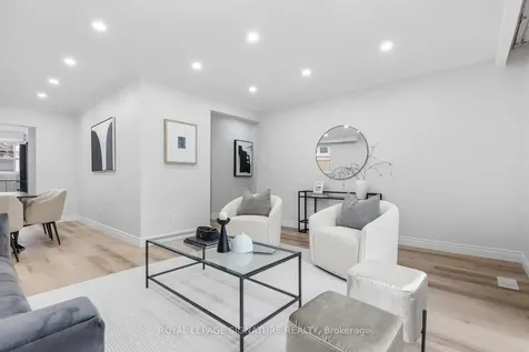17 Norfield Crescent Toronto ON M9W 1X5