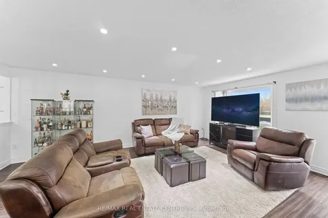 22 Glen Echo Court Brampton ON L6S 5T9