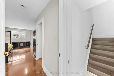 22 Glen Echo Court Brampton ON L6S 5T9