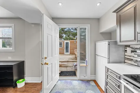 22 Glen Echo Court Brampton ON L6S 5T9