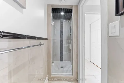 22 Glen Echo Court Brampton ON L6S 5T9