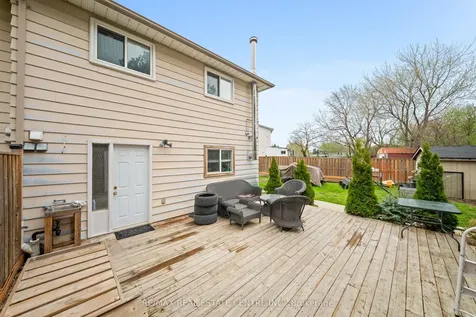 22 Glen Echo Court Brampton ON L6S 5T9