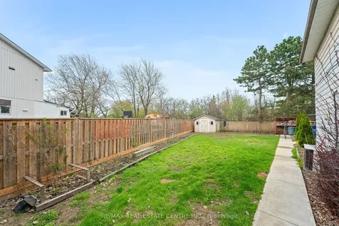 22 Glen Echo Court Brampton ON L6S 5T9