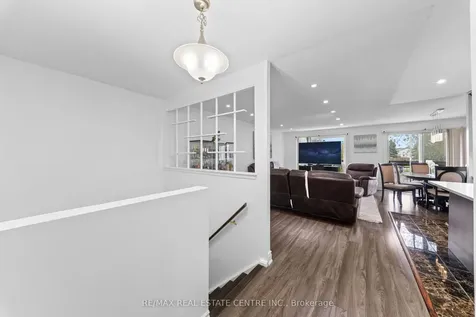 22 Glen Echo Court Brampton ON L6S 5T9