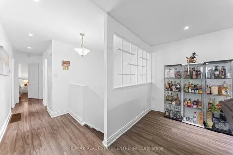 22 Glen Echo Court Brampton ON L6S 5T9