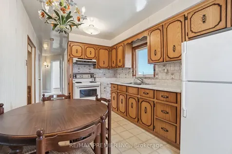 436 Rustic Road Toronto ON M6L 1W9