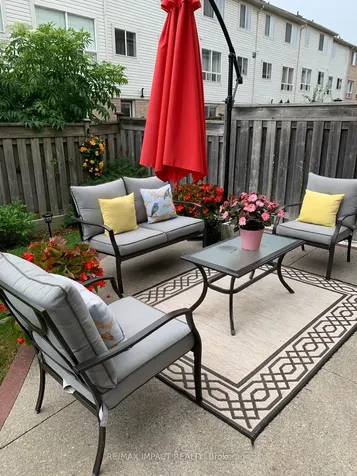 21 Decker Hollow Circle Brampton ON L6X 0K9