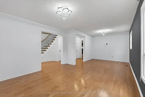 5623 Haddon Hall Road Mississauga ON L5M 5G4