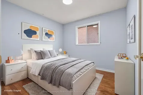 5623 Haddon Hall Road Mississauga ON L5M 5G4